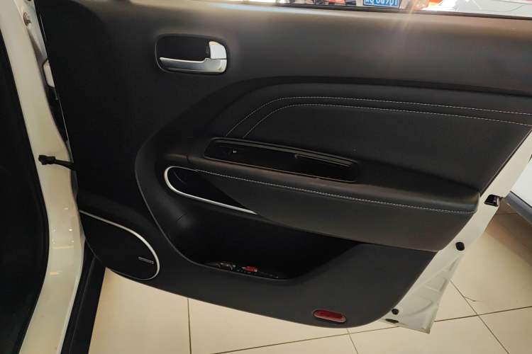Used GAC Trumpchi GS3 2022 POWER 270T Automatic Luxury Edition Right Front Door Interior