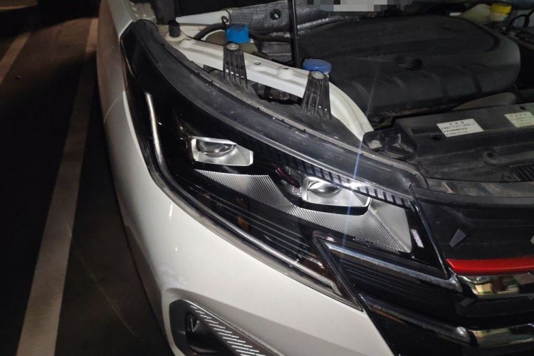 Used GAC Trumpchi GS3 2022 POWER 270T Automatic Luxury Edition Right Front Headlight
