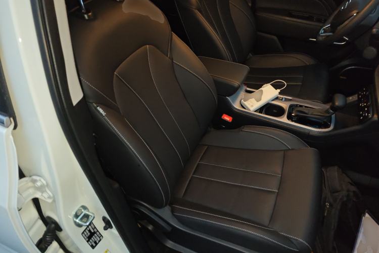 Used GAC Trumpchi GS3 2022 POWER 270T Automatic Luxury Edition Right Front Seat