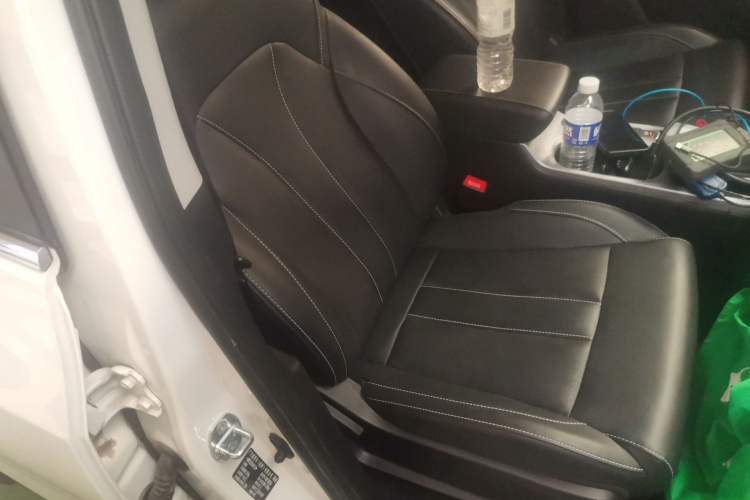 Used GAC Trumpchi GS3 2022 POWER 270T Automatic Luxury Edition Right Front Seat