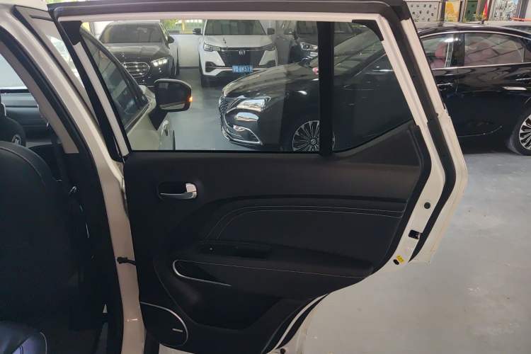 Used GAC Trumpchi GS3 2022 POWER 270T Automatic Luxury Edition Right Rear Door Interior