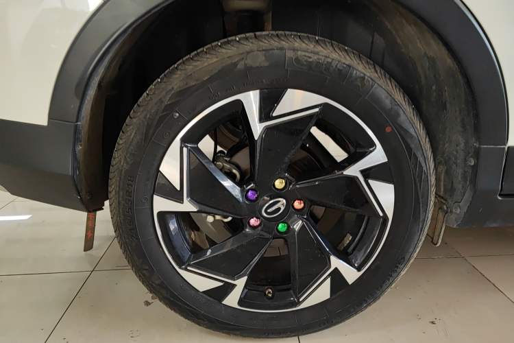 Used GAC Trumpchi GS3 2022 POWER 270T Automatic Luxury Edition Right Rear Wheel Hub