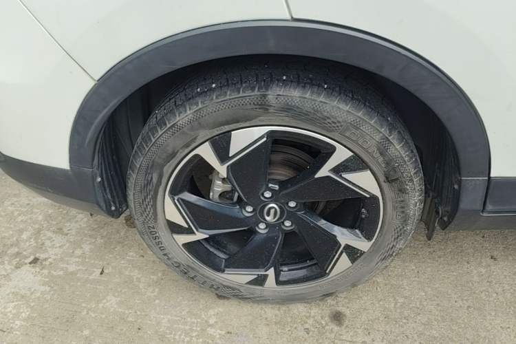 Used GAC Trumpchi GS3 2022 POWER 270T Automatic Luxury Edition Right Rear Wheel Hub