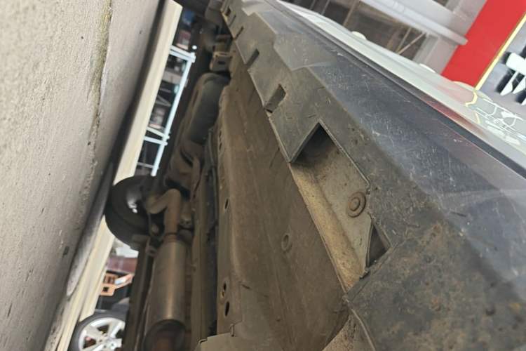 Used GAC Trumpchi GS3 2022 POWER 270T Automatic Luxury Edition Right Side Sill