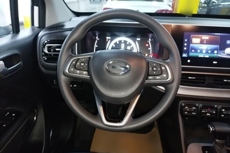 Used GAC Trumpchi GS3 2022 POWER 270T Automatic Luxury Edition Steering Wheel