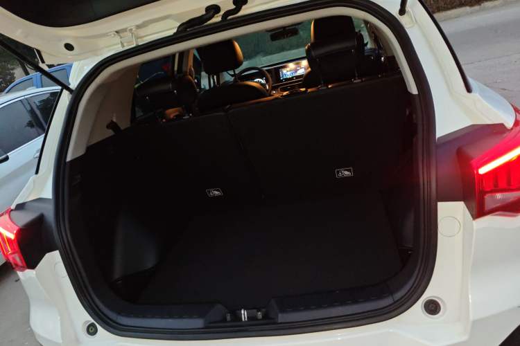 Used GAC Trumpchi GS3 2022 POWER 270T Automatic Luxury Edition Trunk