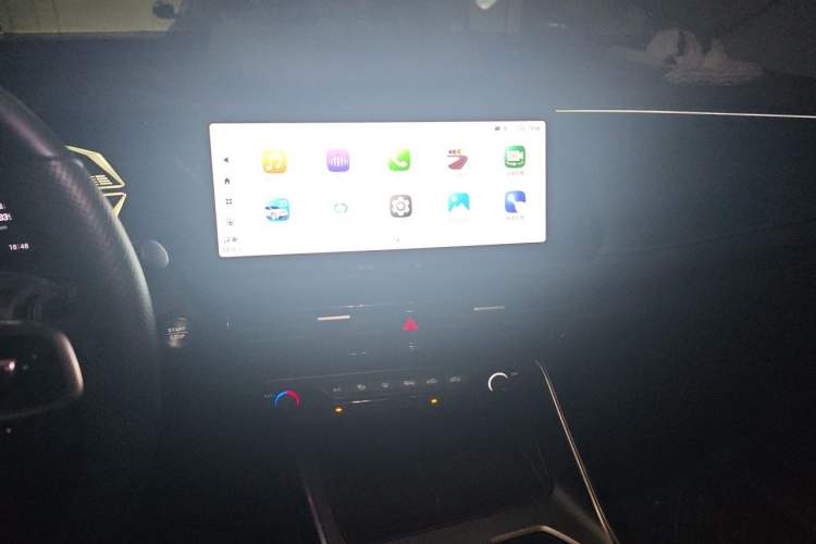Used GAC Trumpchi GS3 2023 Shadow Speed 270T Dynamic Intelligence Edition Audio And AC Panel