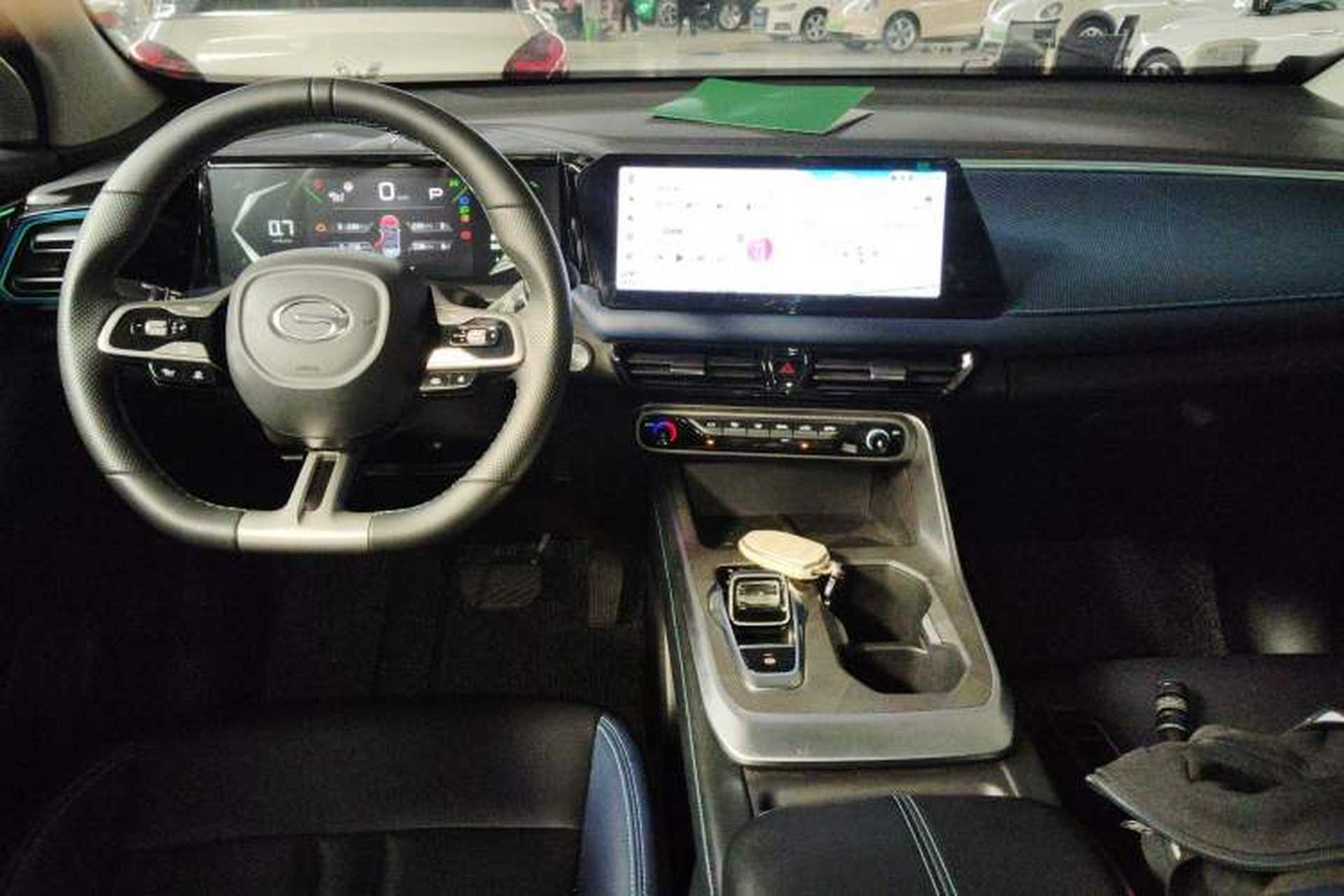 Used GAC Trumpchi GS3 2023 Shadow Speed 270T R-STYLE Edition Center Console