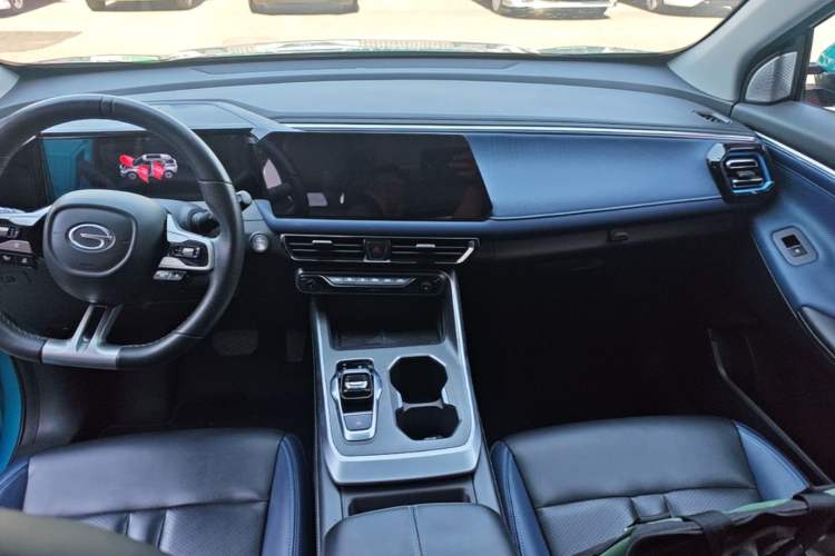 Used GAC Trumpchi GS3 2023 Shadow Speed 270T R-STYLE Edition Center Console