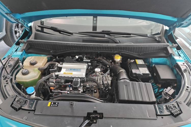 Used GAC Trumpchi GS3 2023 Shadow Speed 270T R-STYLE Edition Engine Bay