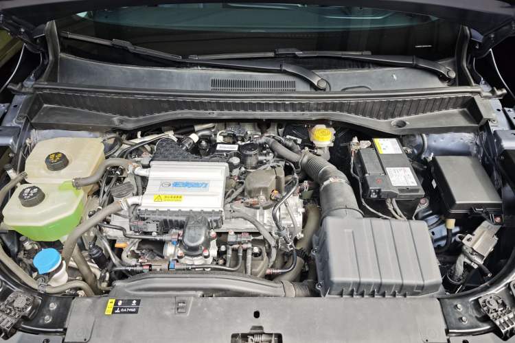 Used GAC Trumpchi GS3 2023 Shadow Speed 270T R-STYLE Edition Engine Bay