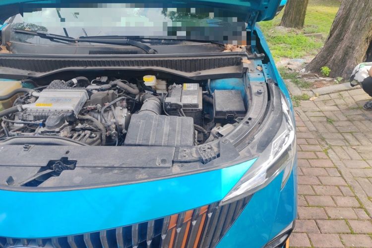 Used GAC Trumpchi GS3 2023 Shadow Speed 270T R-STYLE Edition Engine Bay Left