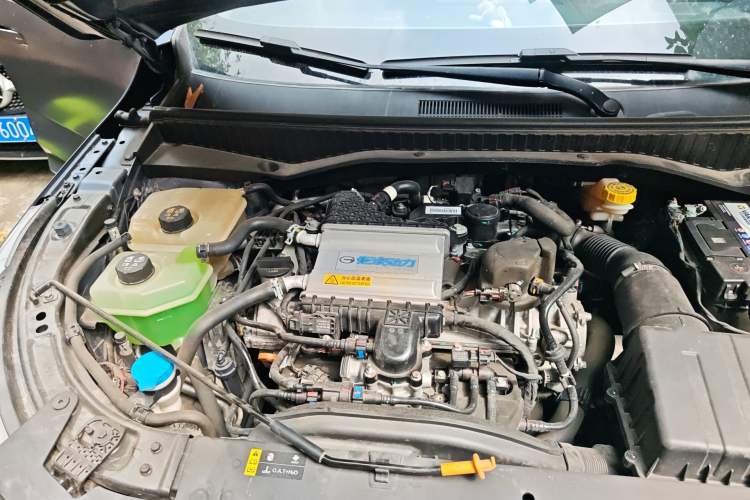 Used GAC Trumpchi GS3 2023 Shadow Speed 270T R-STYLE Edition Engine Bay Right