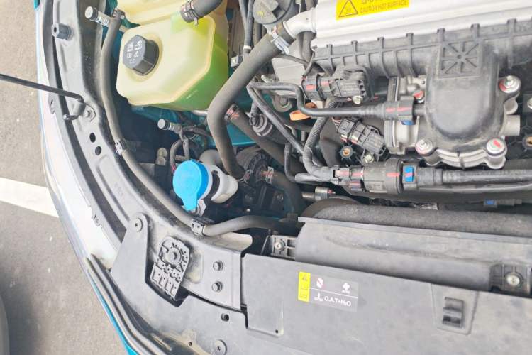 Used GAC Trumpchi GS3 2023 Shadow Speed 270T R-STYLE Edition Engine Bay Right