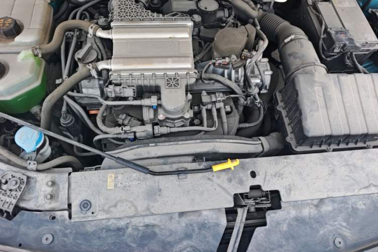 Used GAC Trumpchi GS3 2023 Shadow Speed 270T R-STYLE Edition Engine Bay