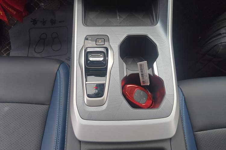 Used GAC Trumpchi GS3 2023 Shadow Speed 270T Enjoyment Edition Gear Lever