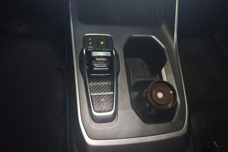 Used GAC Trumpchi GS3 2023 Shadow Speed 270T Dynamic Intelligence Edition Gear Lever