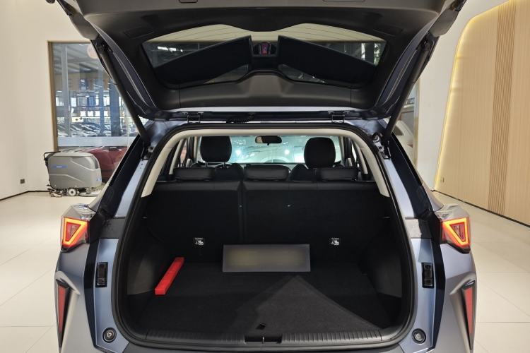 Used GAC Trumpchi GS3 2023 Shadow Speed 270T R-STYLE Edition Interior 10