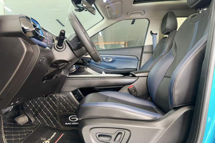 Used GAC Trumpchi GS3 2023 Shadow Speed 270T R-STYLE Edition Interior 2