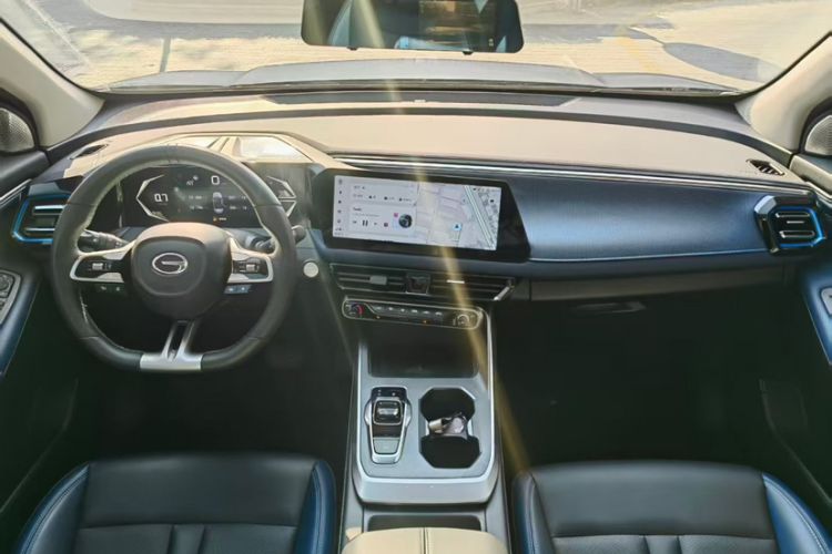 Used GAC Trumpchi GS3 2023 Shadow Speed 270T R-STYLE Edition Interior 2