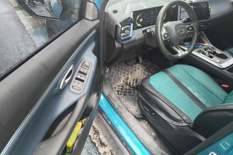Used GAC Trumpchi GS3 2023 Shadow Speed 270T R-STYLE Edition Interior 3