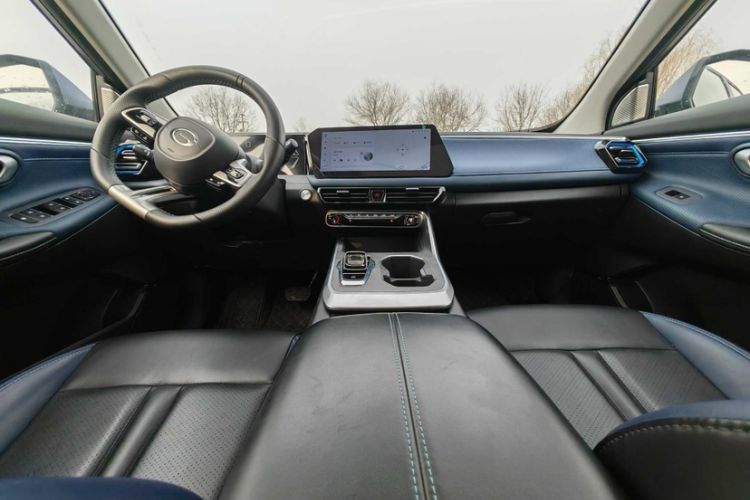 Used GAC Trumpchi GS3 2023 Shadow Speed 270T R-STYLE Edition Interior 3