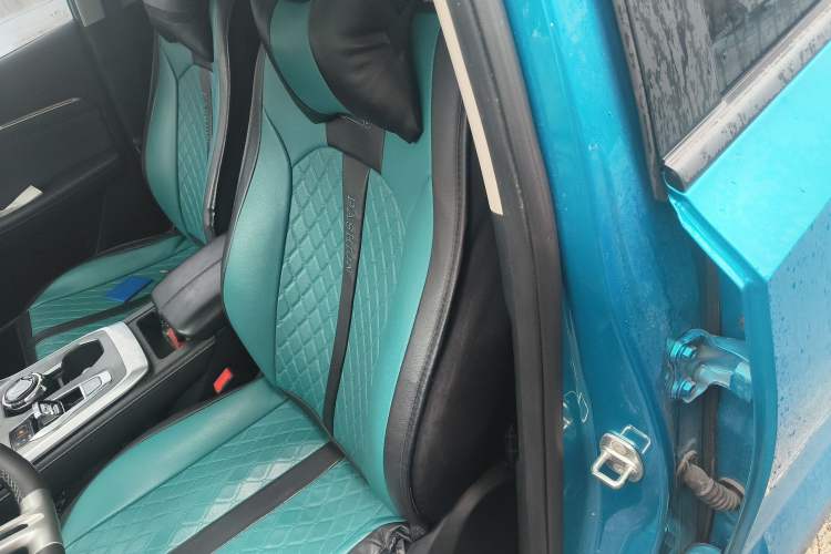 Used GAC Trumpchi GS3 2023 Shadow Speed 270T R-STYLE Edition Interior 4