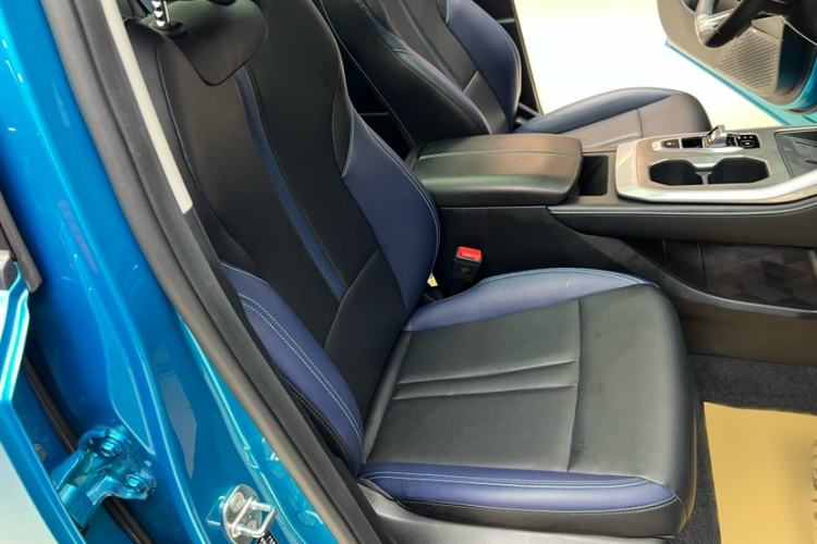 Used GAC Trumpchi GS3 2023 Shadow Speed 270T R-STYLE Edition Interior 9