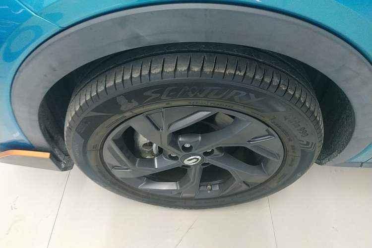 Used GAC Trumpchi GS3 2023 Shadow Speed 270T R-STYLE Edition Left Front Wheel Hub