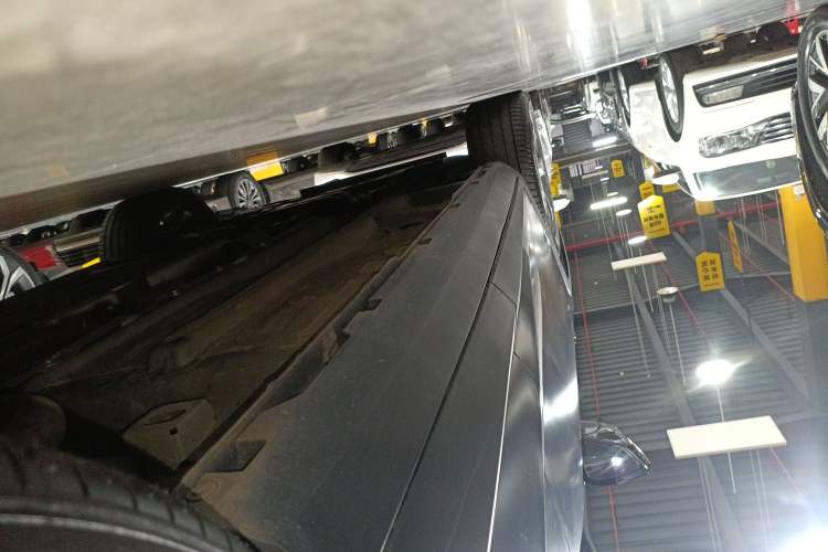 Used GAC Trumpchi GS3 2023 Shadow Speed 270T R-STYLE Edition Left Side Sill