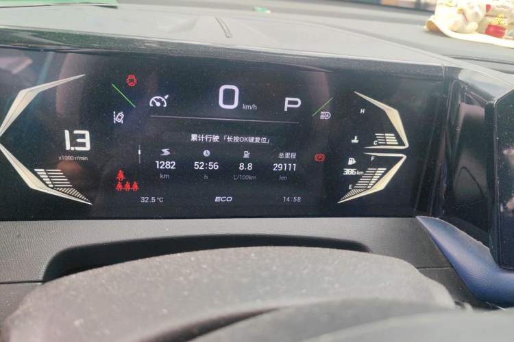 Used GAC Trumpchi GS3 2023 Shadow Speed 270T R-STYLE Edition Odometer Close Up