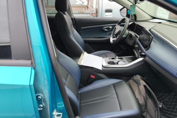Used GAC Trumpchi GS3 2023 Shadow Speed 270T Dynamic Intelligence Edition Right Front Seat