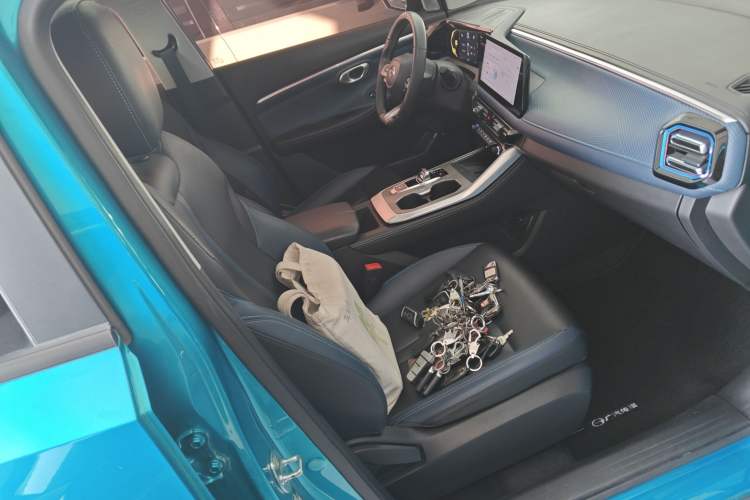 Used GAC Trumpchi GS3 2023 Shadow Speed 270T R-STYLE Edition Right Front Seat