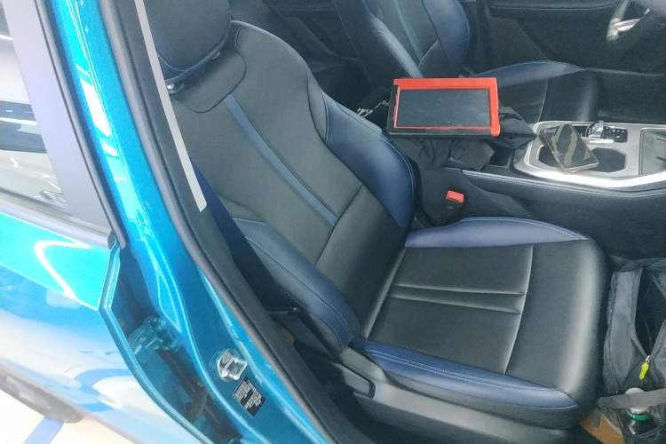 Used GAC Trumpchi GS3 2023 Shadow Speed 270T R-STYLE Edition Right Front Seat