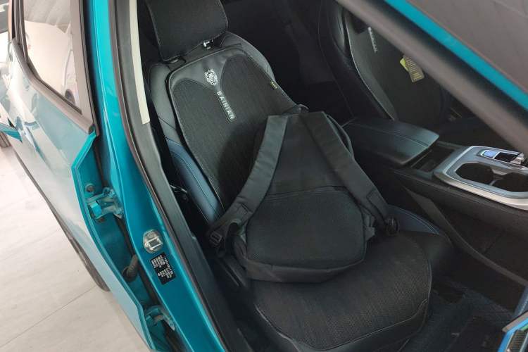 Used GAC Trumpchi GS3 2023 Shadow Speed 270T R-STYLE Edition Right Front Seat