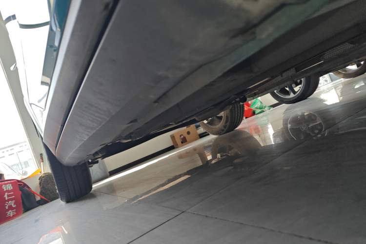 Used GAC Trumpchi GS3 2023 Shadow Speed 270T R-STYLE Edition Right Side Sill