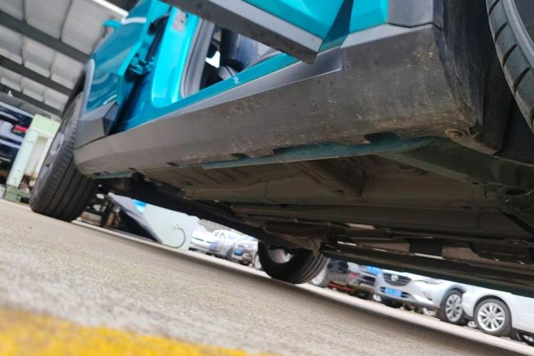 Used GAC Trumpchi GS3 2023 Shadow Speed 270T R-STYLE Edition Right Side Sill