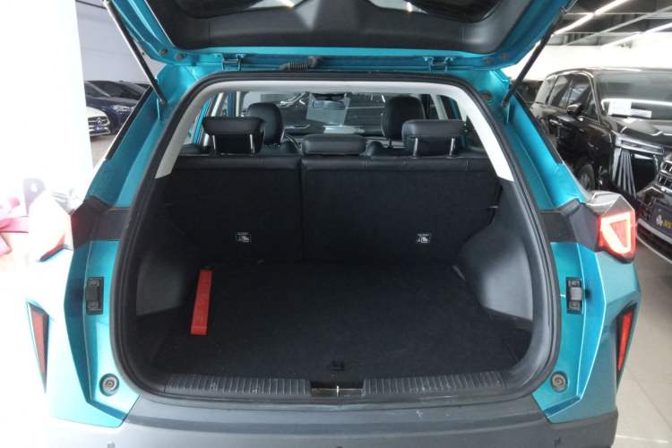 Used GAC Trumpchi GS3 2023 Shadow Speed 270T R-STYLE Edition Trunk