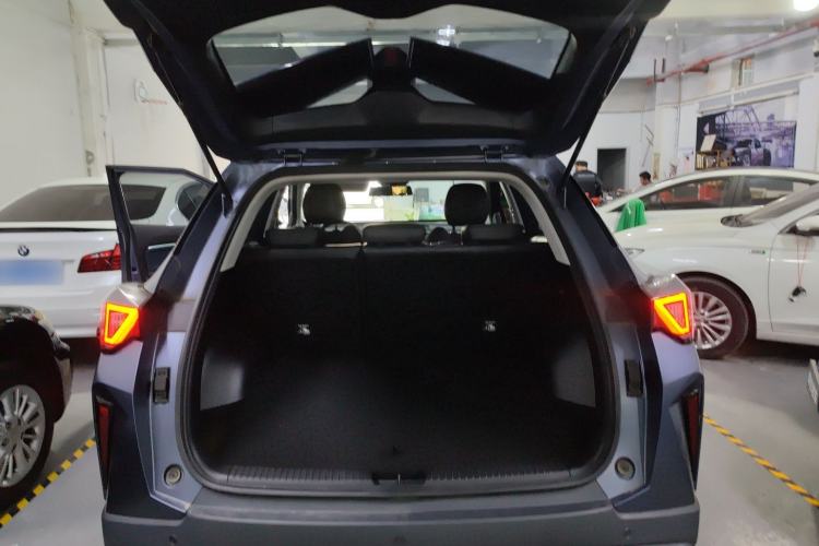 Used GAC Trumpchi GS3 2023 Shadow Speed 270T R-STYLE Edition Trunk