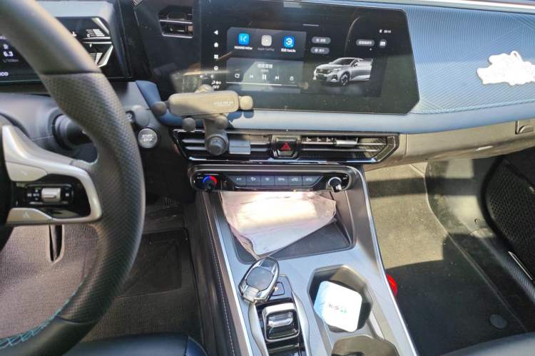 Used GAC Trumpchi GS3 2023 Shadow Speed 270T Enjoyment Edition Audio And AC Panel