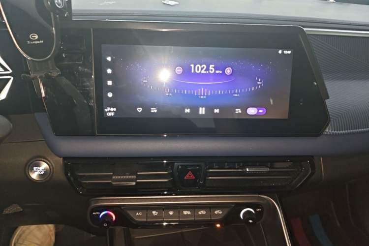 Used GAC Trumpchi GS3 2023 Shadow Speed 270T Enjoyment Edition Audio And AC Panel