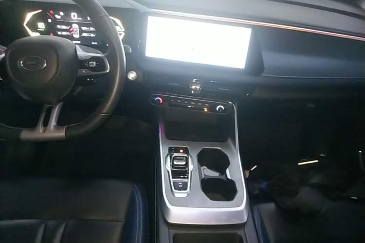 Used GAC Trumpchi GS3 2023 Shadow Speed 270T Enjoyment Edition Audio And AC Panel