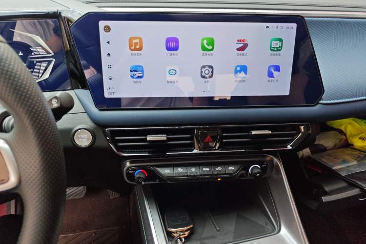 Used GAC Trumpchi GS3 2023 Shadow Speed 270T Dynamic Intelligence Edition Audio And AC Panel
