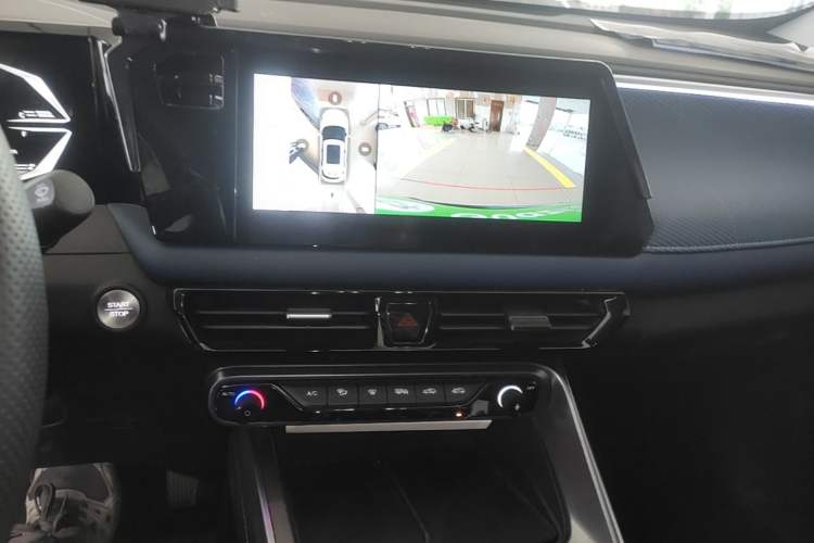 Used GAC Trumpchi GS3 2023 Shadow Speed 270T Enjoyment Edition Audio And AC Panel