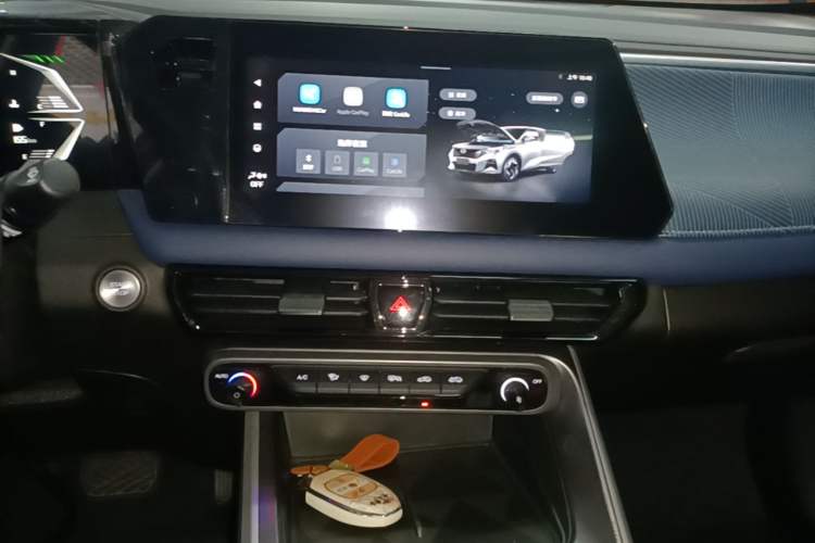 Used GAC Trumpchi GS3 2023 Shadow Speed 270T Enjoyment Edition Audio And AC Panel