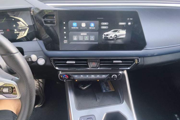 Used GAC Trumpchi GS3 2023 Shadow Speed 270T Enjoyment Edition Audio And AC Panel