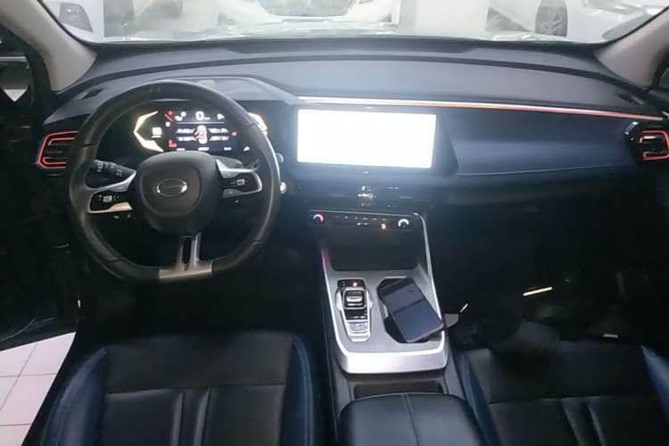 Used GAC Trumpchi GS3 2023 Shadow Speed 270T Enjoyment Edition Center Console