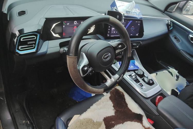 Used GAC Trumpchi GS3 2023 Shadow Speed 270T Dynamic Intelligence Edition Center Console