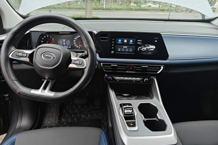Used GAC Trumpchi GS3 2023 Yingsu 270T Jingqu Edition Center Console