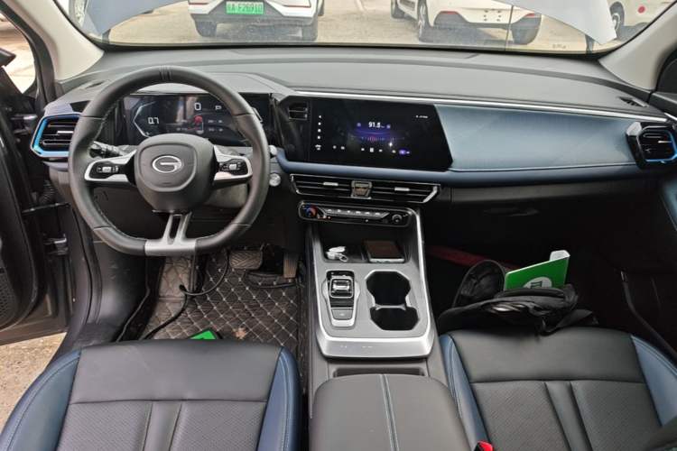 Used GAC Trumpchi GS3 2023 Shadow Speed 270T Enjoyment Edition Center Console